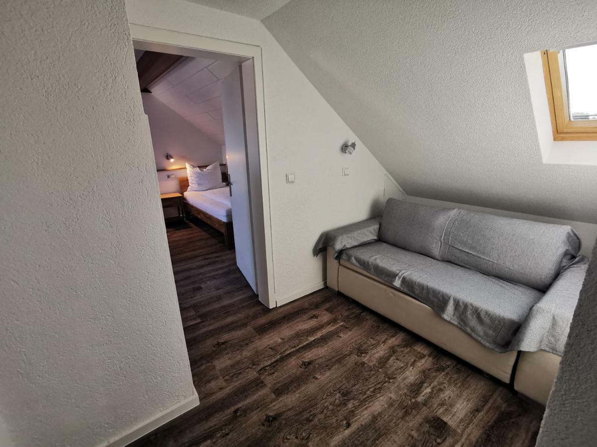 Ferienwohnungen Zur Elz 카펠그라펜하우젠 외부 사진